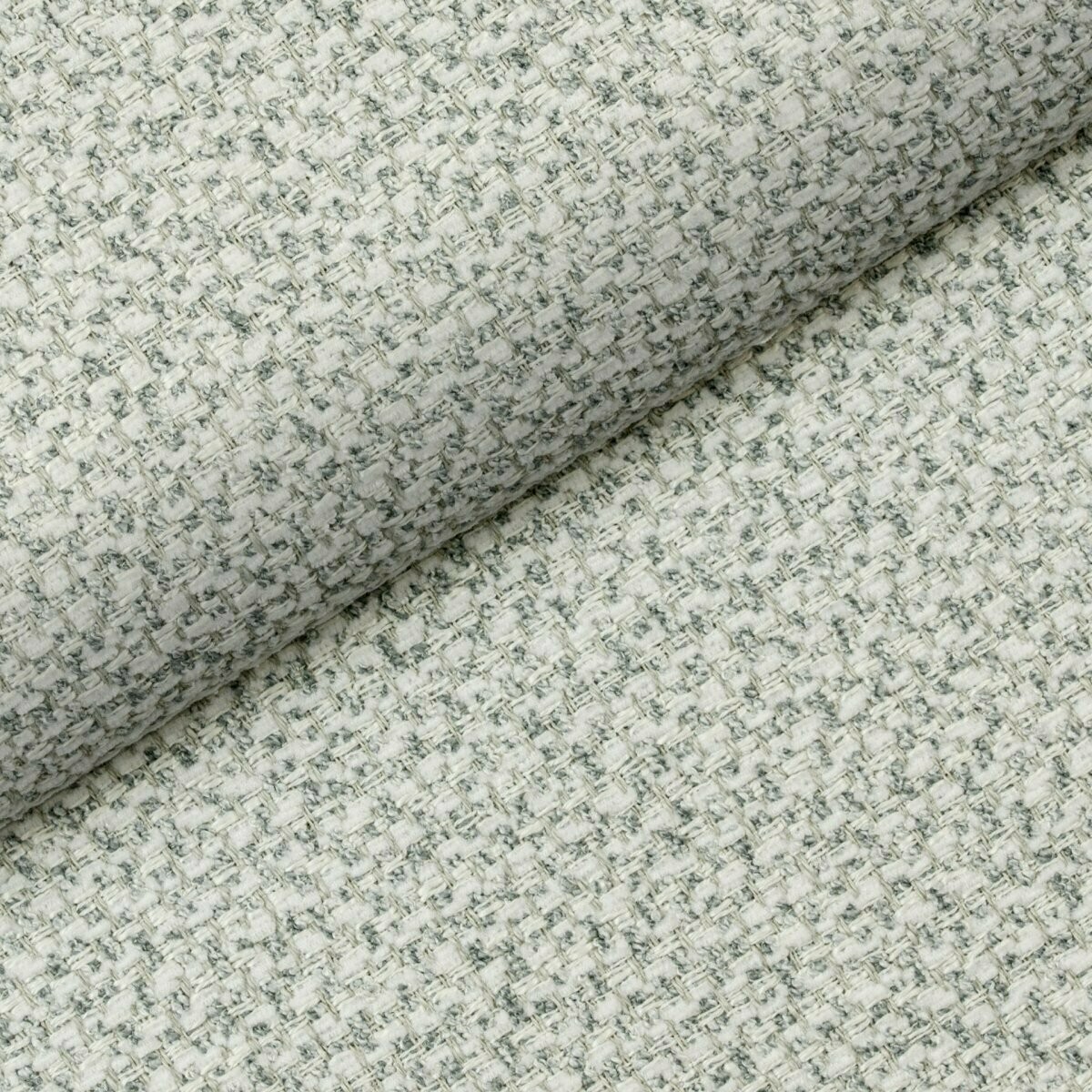 Materiał łatwo czyszczący Nebbia 03 Fargotex przeznaczony na sofy, łóżka czy krzesła. Wyraźny splot i ciekawa struktura.
