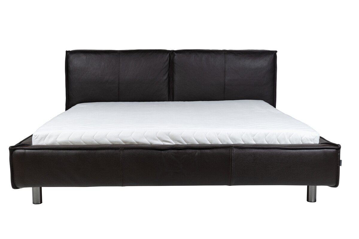 Czarne skórzane łóżko Vesta Bed