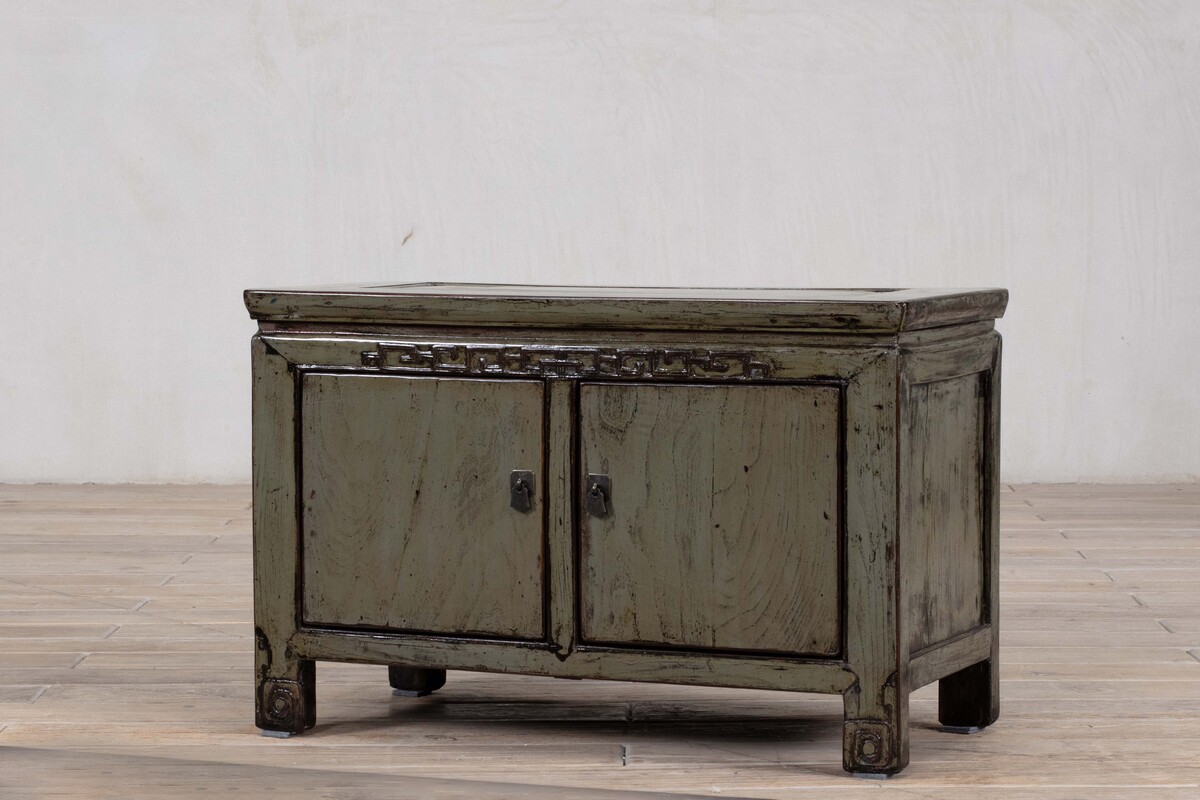 niska komódka z drzwiami szara połysk M-18   TA22-6827-86-40-55 (6)