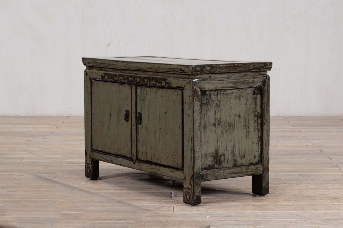 niska komódka z drzwiami szara połysk M-18   TA22-6827-86-40-55 (9)