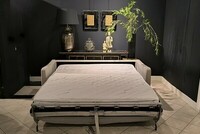sofa z funkcją spania, sofa w pepitkę,, system wloski, materac ze srebrną nitką, silvercare, samuraj, buddyjskie mądrości, wysoka lampa stołowa, aluminiowa lampa, chiński dzwon, bambus drzewiasty, czarny stolik, (4)