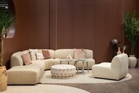 Dundee_footstool_2m_CR_3m, Gianni Sand01.jpg