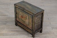 meble malowane ręcznie, wielokolorowe komody stare po naprawie M-71   TA18-7290-92-40-81 (3)