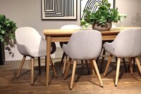 krzesła tapicerowane, krzesła boucle, krzesła kremowe, krzesła beżowe, nowoczesne krzesła, designerskie krzesła, krzesła do jadalni, wygodne krzesła, krzesła premium, krzesła z podłokietnikami, miękka tkanina boucle, k (4)