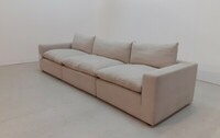 Rodzinna kanapa, sofa trzyosobowa, duże miękkie poduchy, wygodna sofa do salonu, polski producent