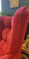 Duży, bordowy fotel wypoczynkowy w uniwersalnej tkaninie aquaclean