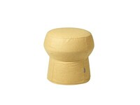Dekoracyjny puf Cork obejmuje 2 różne wielkości, które mogą służyć jako podnóżki lub dodatkowe siedziska do sof lub stołów jadalnych