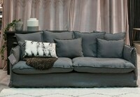 Ciemnoszara sofa 3-osobowa z francuskim przeszyciem