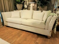 Elegancka sofa w stylu angielskim