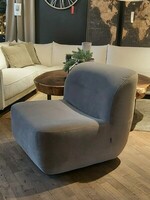 Fotel tapicerowany, brązowy, stylowy fotel do salonu