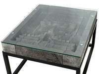 stolik z blatem oryginalnym - płaskorzeźba z lawy wulkanicznej + szkło hartowane 