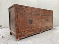 brązowa szafka z szufladami i drzwiami, pojemna komoda 170 cm