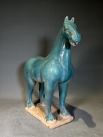 Turkusowy ceramiczny koń