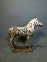 Mały ceramiczny koń