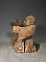 Stara chińska ręcznie rzeźbiona postać