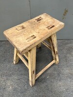 stolik drewniany