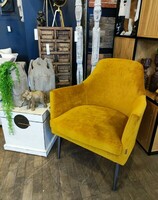 Nowoczesny fotel Fiona, żółte obicie, miękki fotel do salonu. Sklep z wyposażeniem wnętrz Inne Meble
