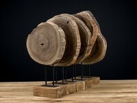 oryginalne kawałki drewna tekowego na stopie stalowej 