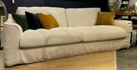 bardzo miękka sofa w jasnej tkaninie, kanapa ze zdejmowanym pokrowcem