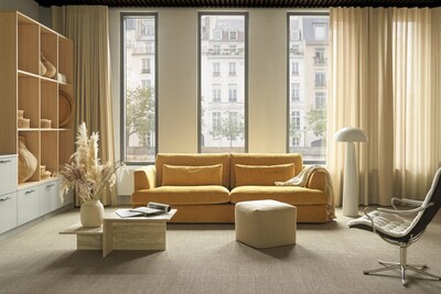 Sofa z luźnym, wymiennym pokrowcem w nowoczesnym salonie, komfortowa sofa do strefy dziennej, duża kanapa, sofy Mti Furninova 