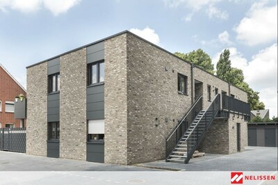 nelissen-BORLO-GESINTERD-3410.jpg